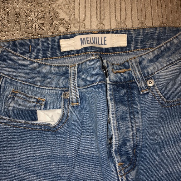 Brandy Melville Ripped Jeans - Picture 3 of 3
